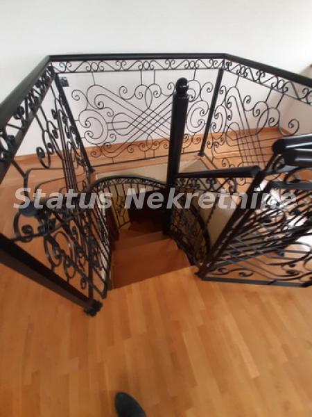 Kuća Prodaja Novi Sad  582 m2