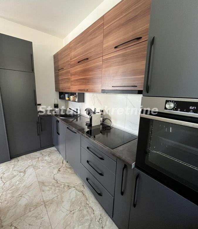 Stan Prodaja Novi Sad  147 m2