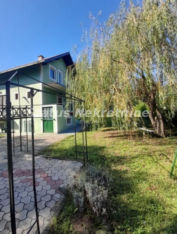 Kuća Prodaja Beočin  246 m2