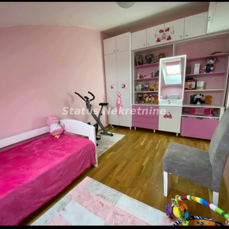 Stan Prodaja Novi Sad  87 m2