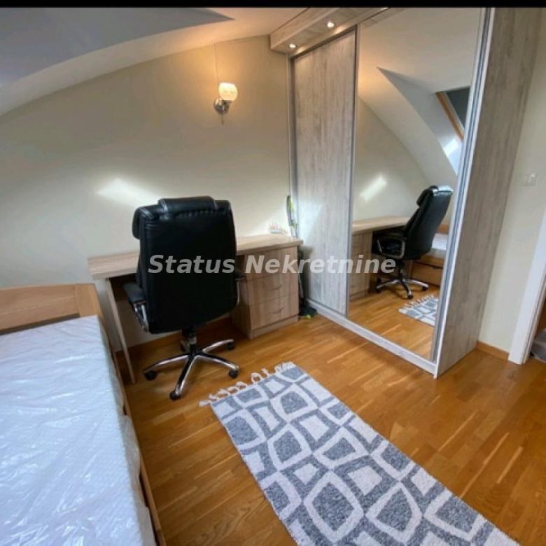 Stan Prodaja Novi Sad  87 m2
