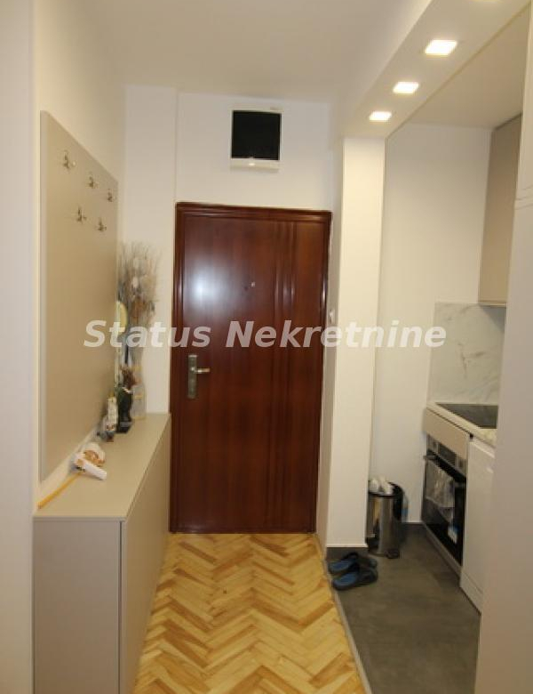 Stan Prodaja Novi Sad  55 m2