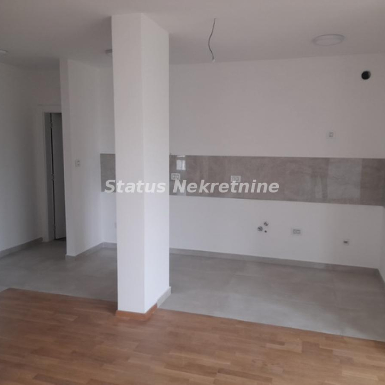 Stan Prodaja Novi Sad  77 m2