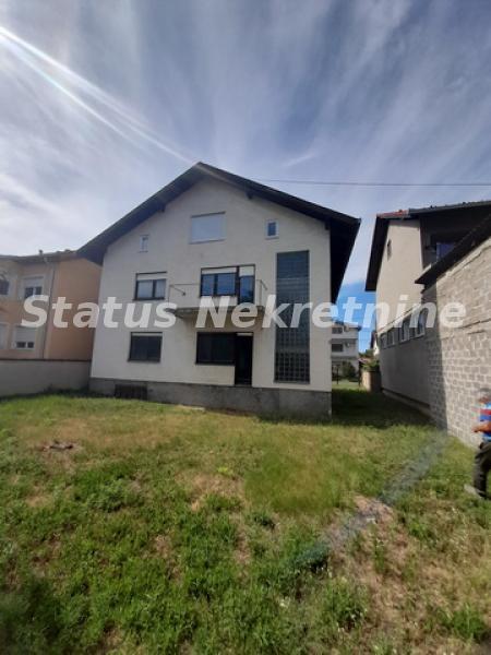 Kuća Prodaja Novi Sad  250 m2