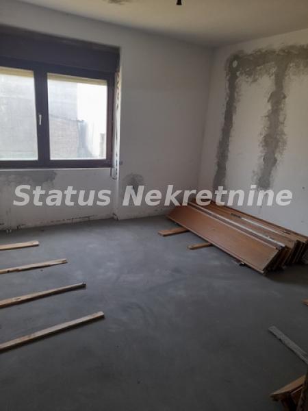Kuća Prodaja Novi Sad  250 m2