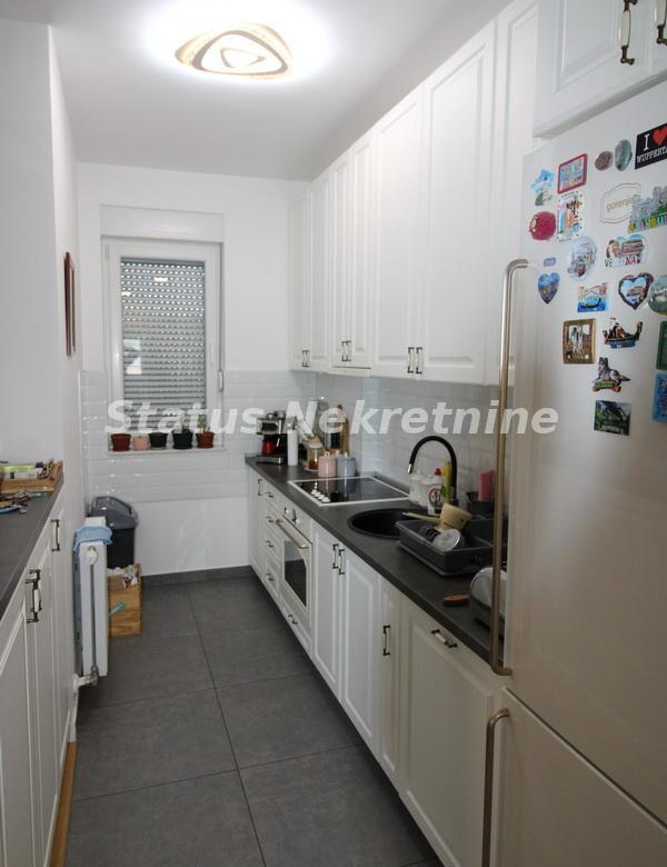 Stan Prodaja Novi Sad  95 m2