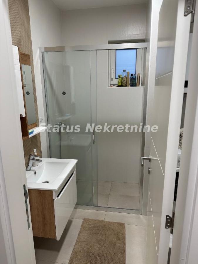 Stan Prodaja Novi Sad  71 m2