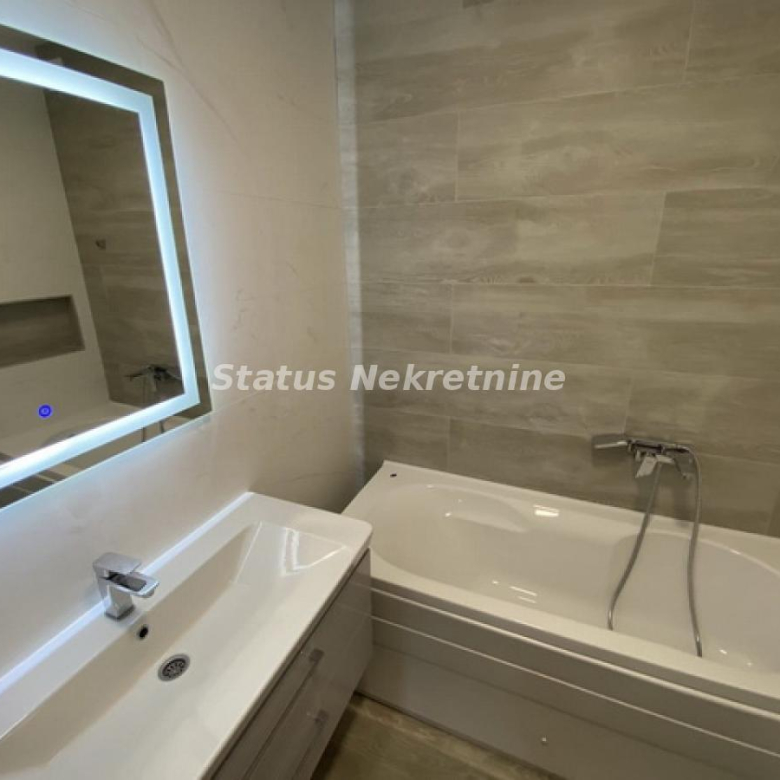 Stan Prodaja Novi Sad  116 m2