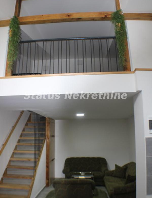 Stan Izdavanje Novi Sad  48 m2