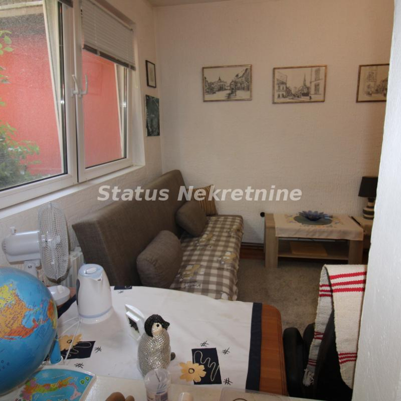 Stan Izdavanje Novi Sad  38 m2