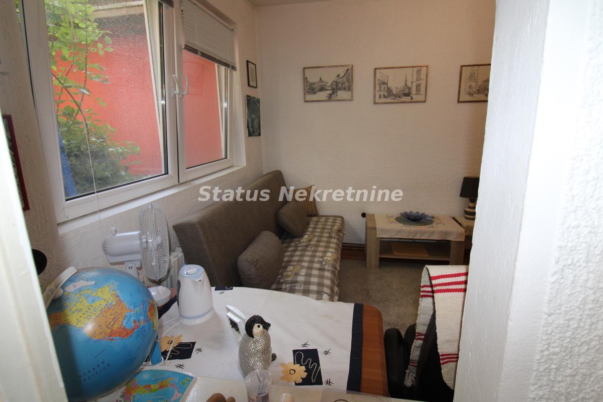 Stan Izdavanje Novi Sad  38 m2