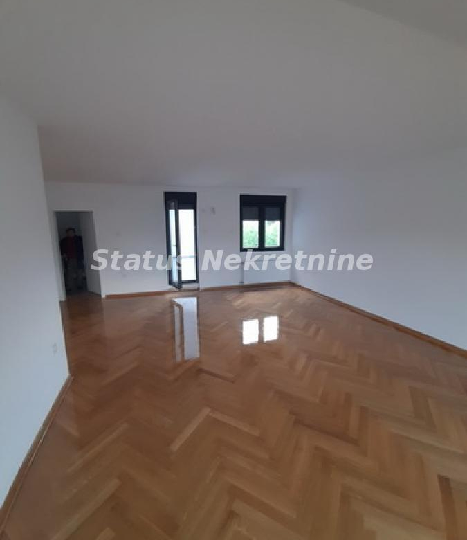 Stan Prodaja Novi Sad  126 m2