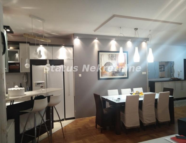 Stan Prodaja Novi Sad  144 m2
