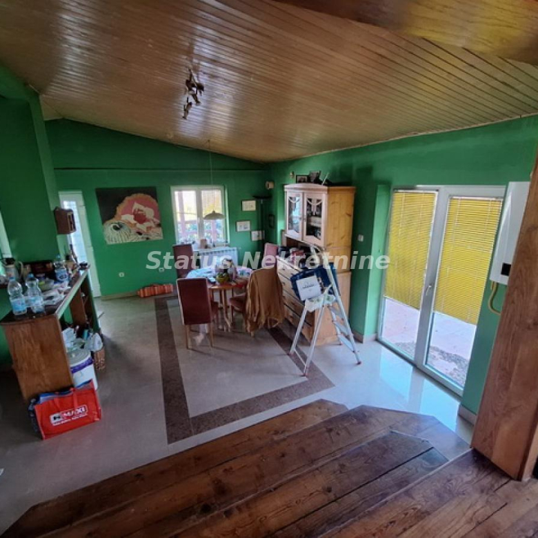 Kuća Prodaja Beočin  135 m2
