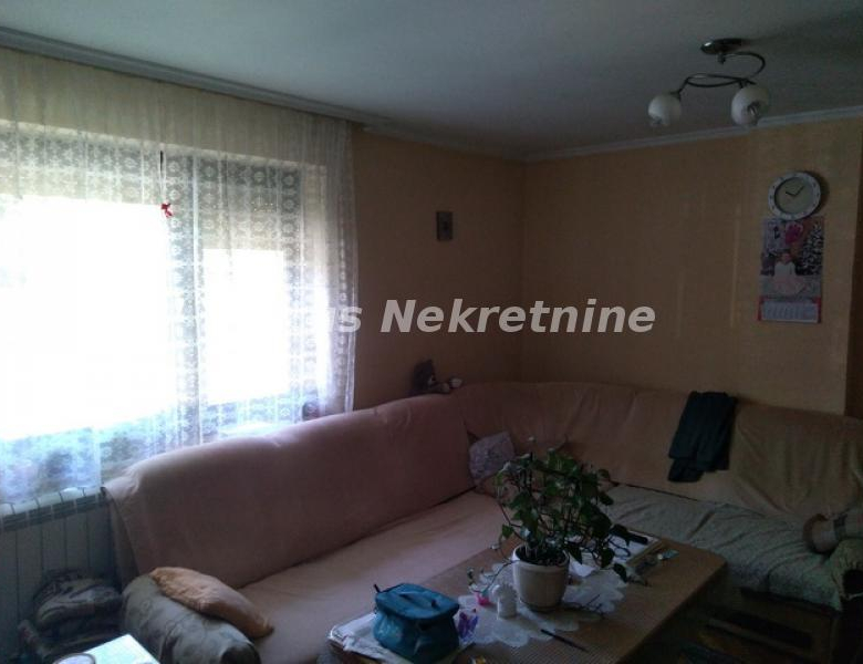 Kuća Prodaja Novi Sad  360 m2