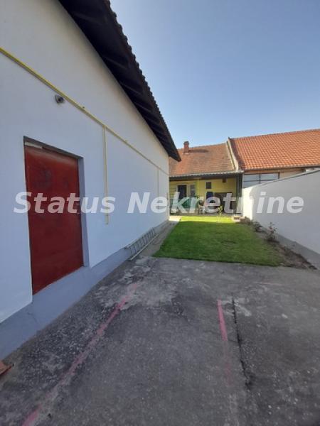 Kuća Prodaja Novi Sad  180 m2