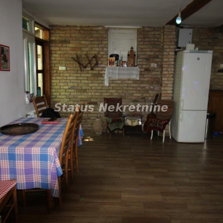 Lokal Izdavanje Irig  115 m2