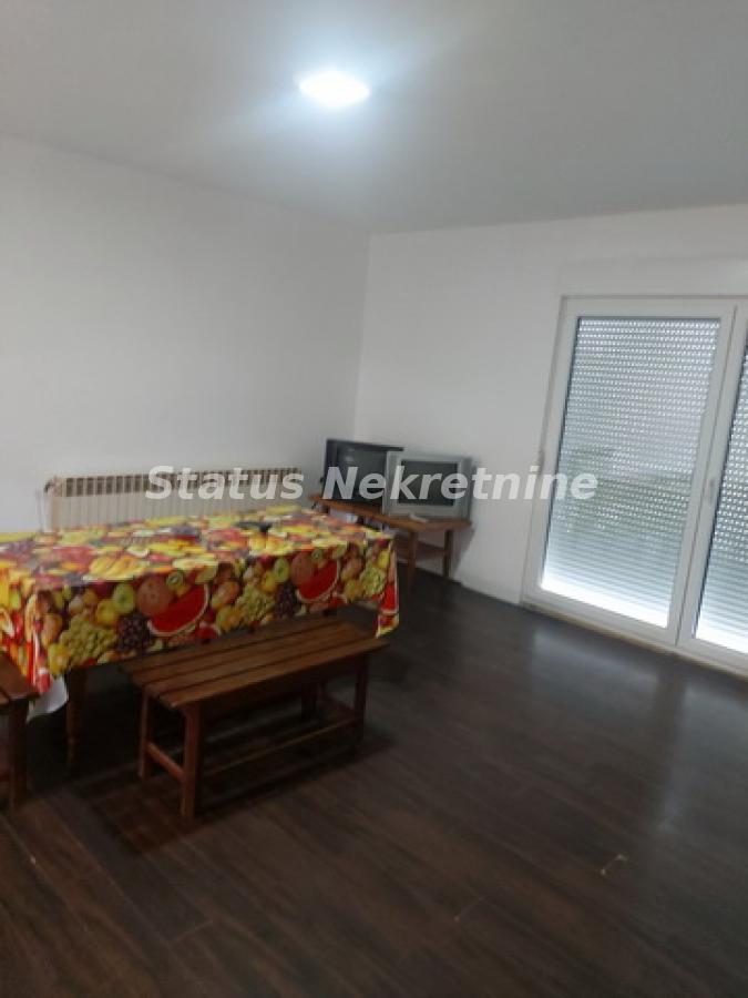 Kuća Prodaja Inđija  261 m2