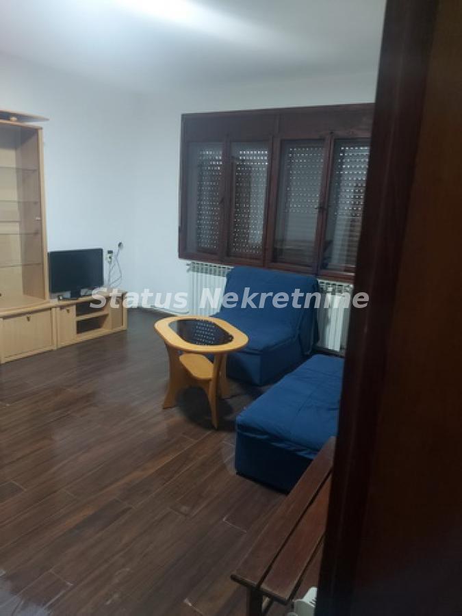 Kuća Prodaja Inđija  261 m2