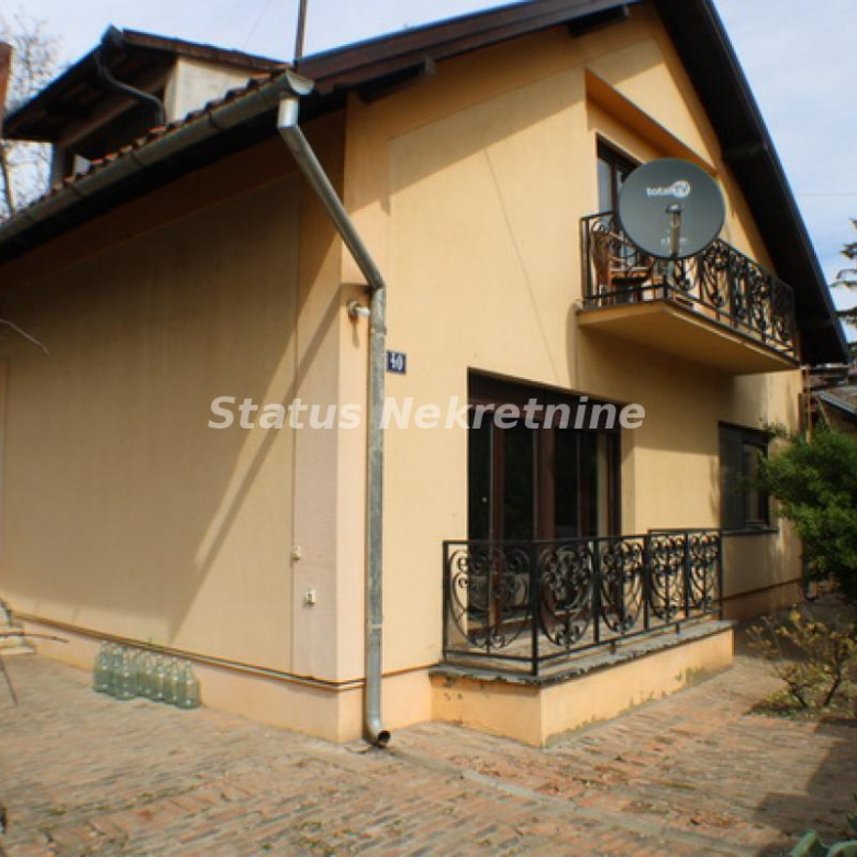 Kuća Prodaja Bečej  120 m2