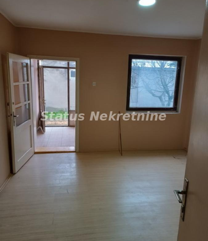 Kuća Prodaja Šid  122 m2