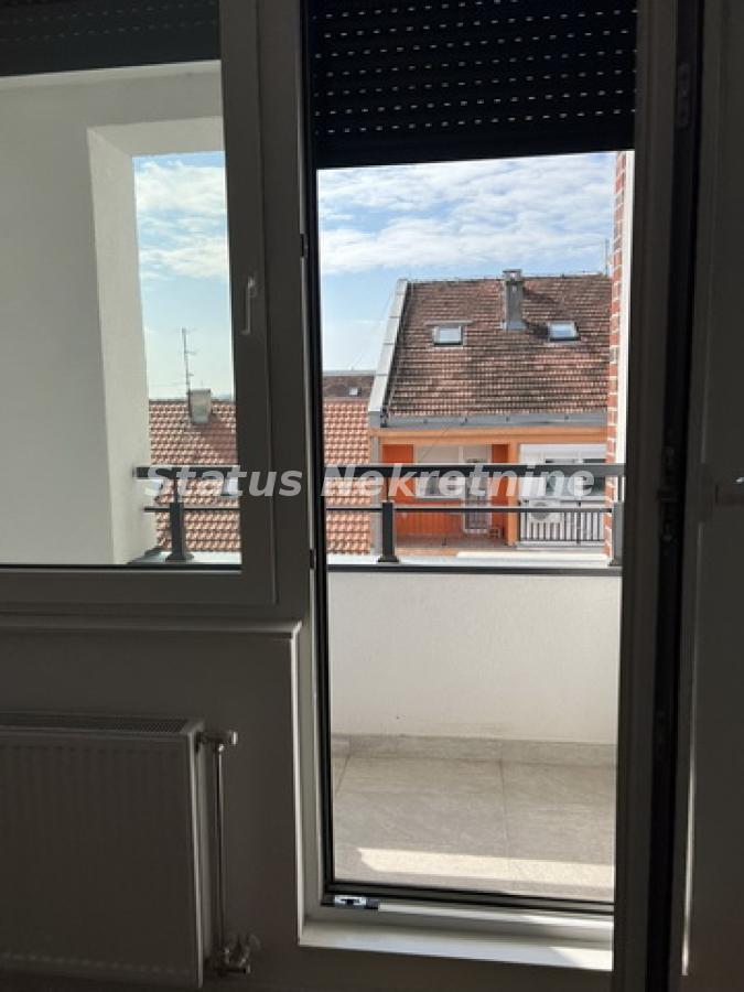 Stan Prodaja Novi Sad  74 m2