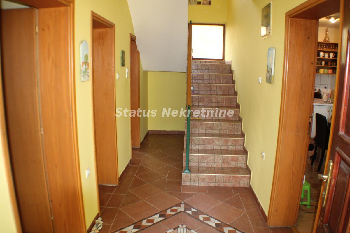 Kuća Prodaja Novi Sad  162 m2