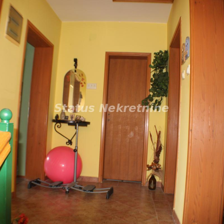 Kuća Prodaja Novi Sad  162 m2