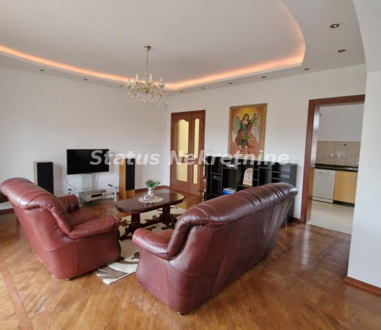 Kuća Prodaja Novi Sad  338 m2