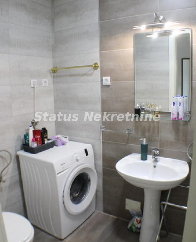 Stan Prodaja Novi Sad  50 m2