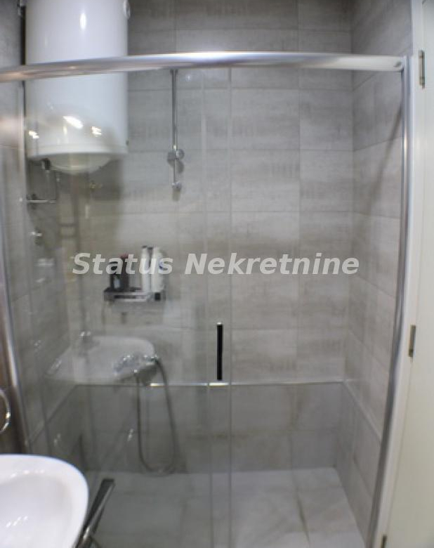 Stan Prodaja Novi Sad  50 m2