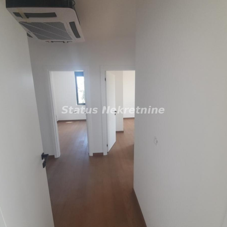 Stan Prodaja Novi Sad  140 m2
