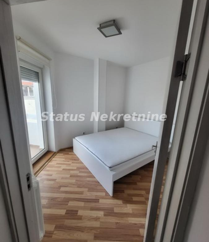 Stan Izdavanje Novi Sad  67 m2