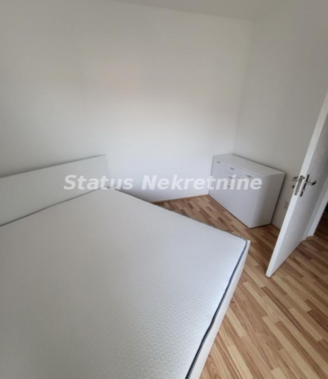 Stan Izdavanje Novi Sad  67 m2