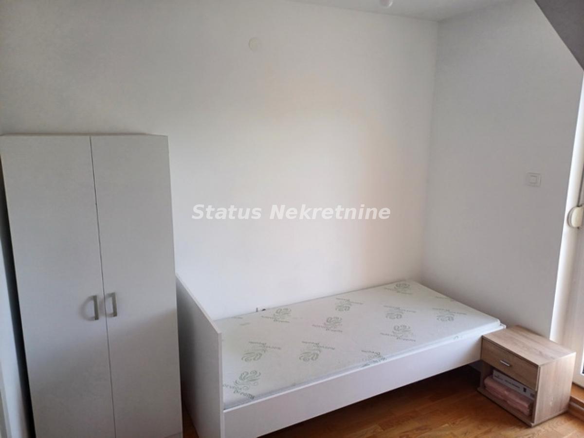 Stan Prodaja Novi Sad  74 m2