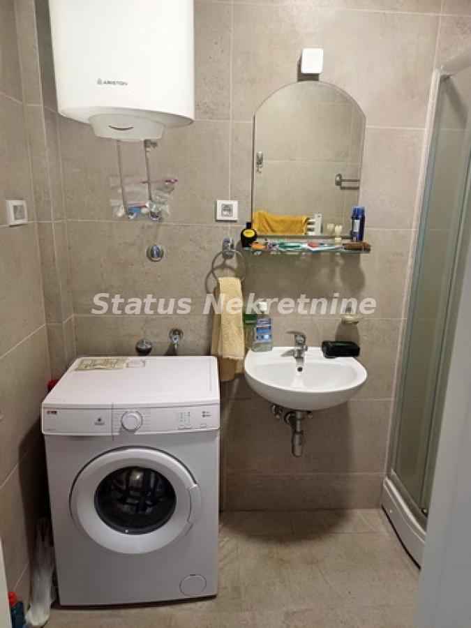 Stan Prodaja Novi Sad  74 m2
