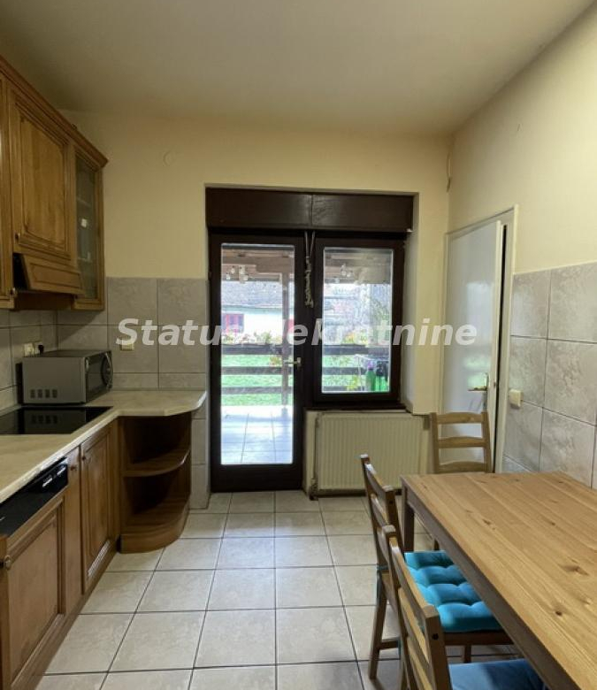 Kuća Izdavanje Novi Sad  320 m2