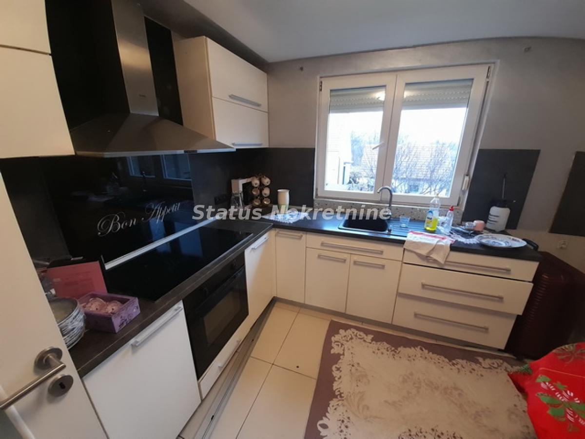 Stan Izdavanje Novi Sad  74 m2