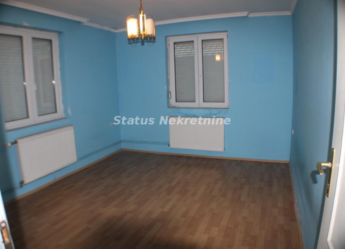 Kuća Prodaja Novi Sad  225 m2