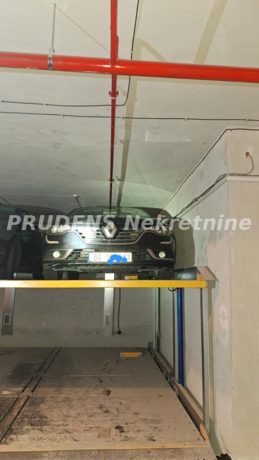 Garaža Izdavanje Beograd Garaža Izdavanje Beograd Crveni Krst 11 m2