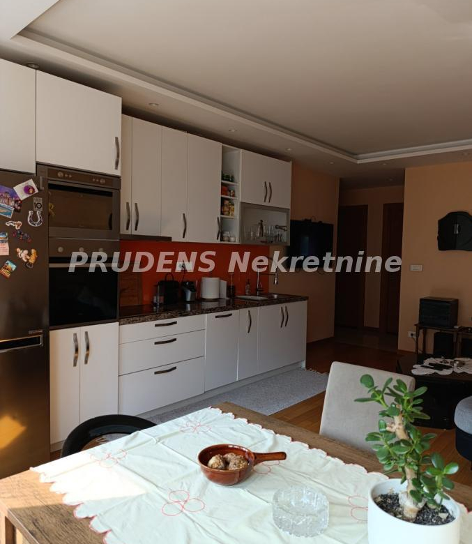 Stan – Beograd, Savski Venac Nemanjina – ID 990.