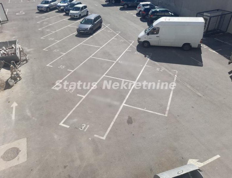 Lokal Izdavanje Novi Sad  333 m2