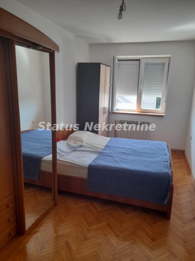 Stan Prodaja Novi Sad  160 m2