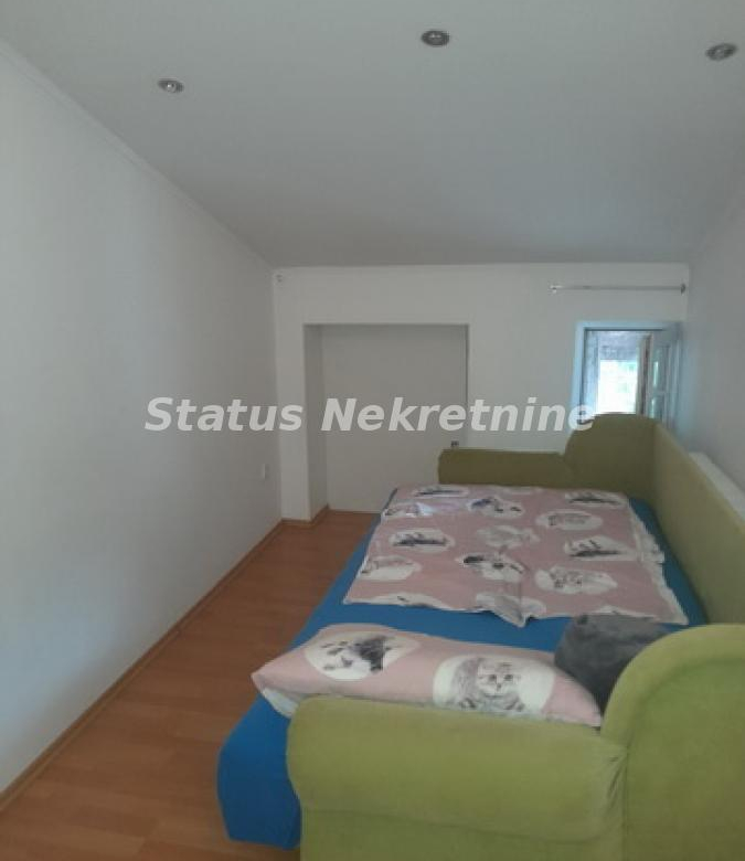 Stan Izdavanje Novi Sad  78 m2