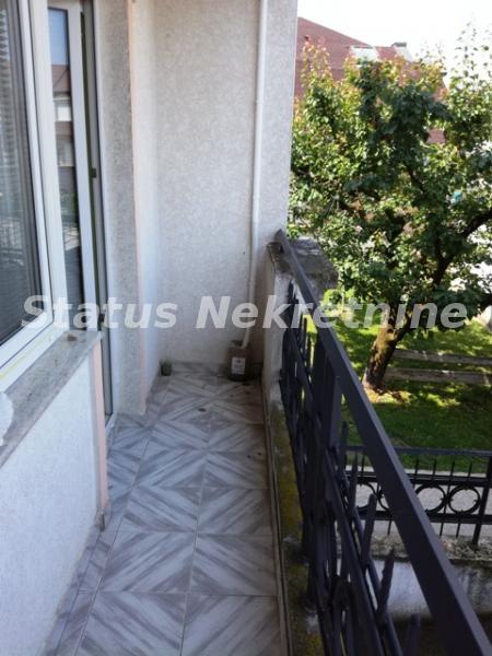 Kuća Prodaja Novi Sad  240 m2