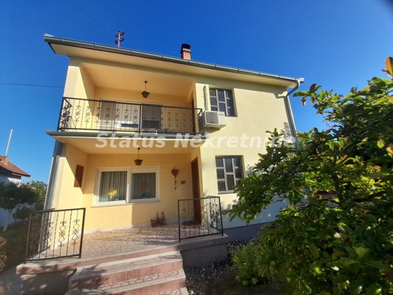 Kuća Prodaja Šid Kuća Prodaja Šid 194 m2