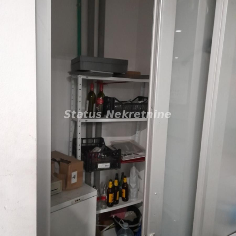 Lokal Izdavanje Novi Sad  39 m2