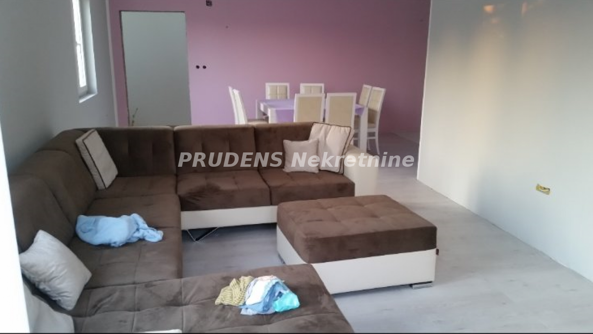 Kuća Prodaja Beograd  465 m2