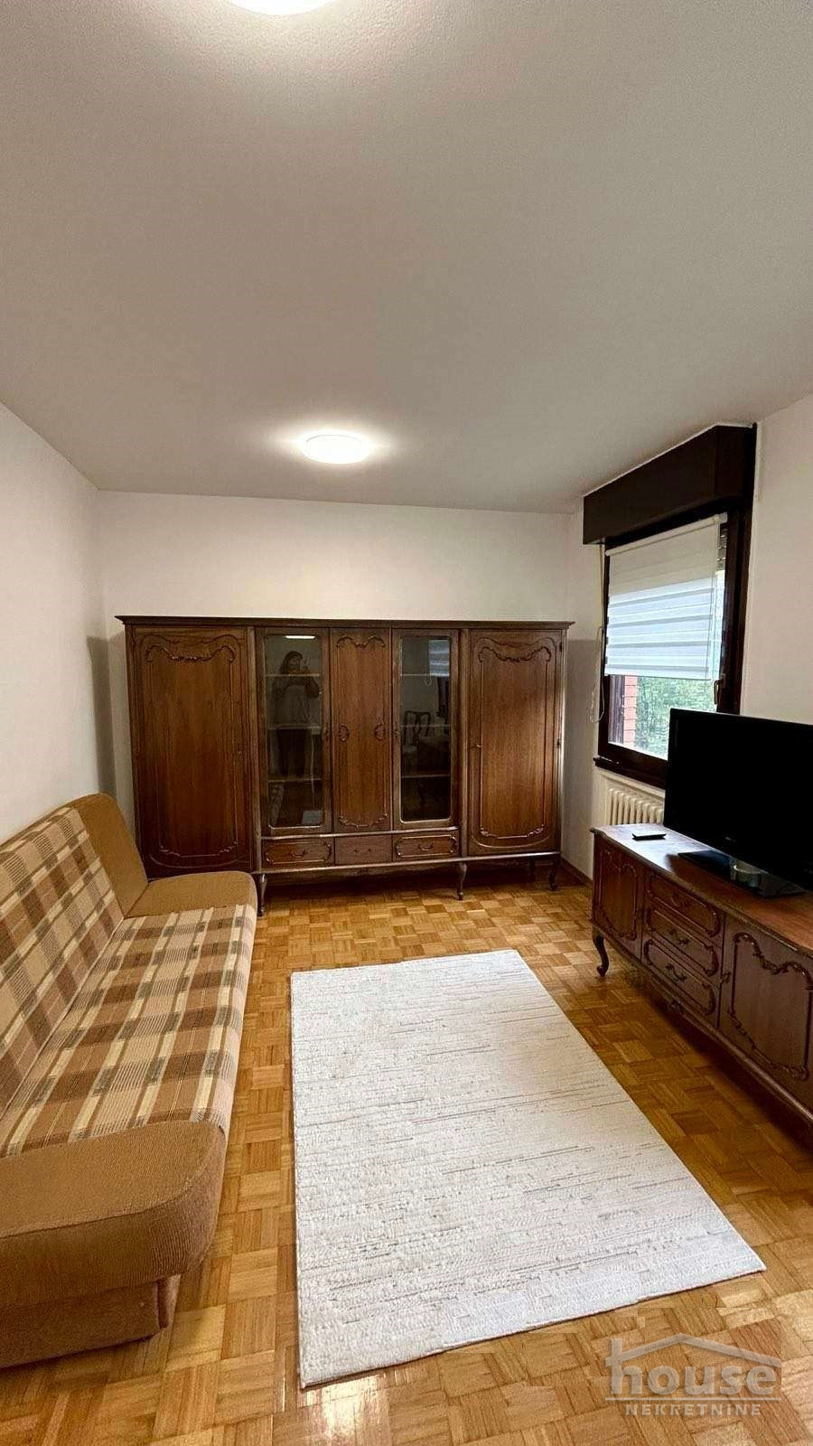 Stan Izdavanje Novi Sad  56 m2