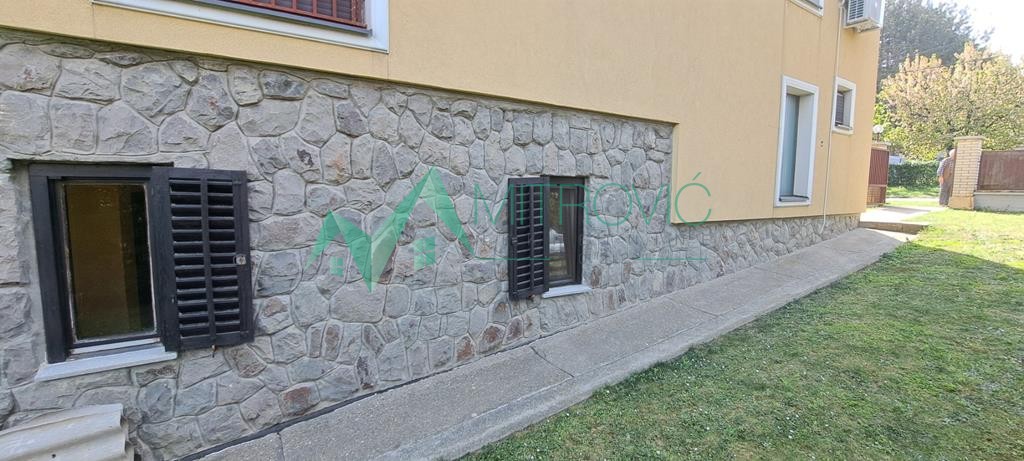 Stan Prodaja Sremska Kamenica  40 m2